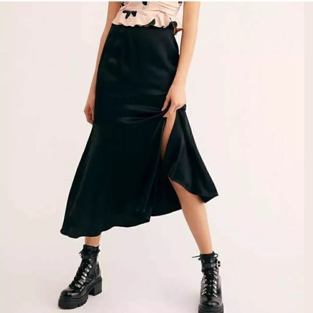 NEW FREE PEOPLE ON THE TOWN TOP & MIDI SKIRT SET - Picture 2 of 3